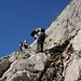 Abstieg vom Guferjoch auf dem blau-weiss markierten Weg Sustenpass-Sustlihütte