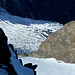 Tiefblick beim Aufstieg zur Aiguille Gôuter auf den Glacier de Bionnassay.