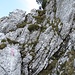 Die zweite Schlüsselstelle mit den nun sichtbaren Markierungen und der Kette im oberen Teil. Ich stieg hier auf der rechten Seite ab, was mir einfacher schien.
