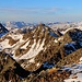 Aussicht vom Piz Vadret nach Norden über den Munt da la Platta Naira (3022m) zum nahen Piz Murtelet (3019m). Etwas weiter entfernt ist links der schöne Kletterberg Plattenflue (3013m).