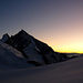 Erstes Tageslicht eines unvergesslichen Tages in den Walliser Alpen – Schalihorn und Weisshorn warten auf uns