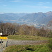 an den Monti del Tiglio Blick auf die Magadino-Ebene, das obere Ende des Lago Maggiore und Locarno