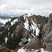 Hinter der Bergwachthütte am Blankenstein sieht man schon die nächsten Ziele, den Rauhenberg vorne und hinten den beliebten Setzberg