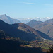 Blick durchs Valle Vigezzo auf Walliser 4000er.