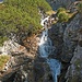 Schöne Wasserfälle am Weg.