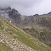 Wanderweg von der Hütte in Richtung Sewenzwächten