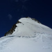 Ein Traum in Weiss auf Blau – Gipfelschneefeld des Weisshorns