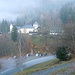 Blick vom Kalvarienberg zur Kapelle Birkenstein, unten steht das Auto für die Rückfahrt bereit