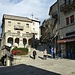 in den typischen Gassen von San Marino