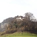 Ruine Neu Schauenburg, dahinter die Schauenburgerfluh
