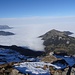 heute ohne Auflösungserscheinungen - "über den Wolken" ist's tatsächlich wunderschön ...

Über den Wolken
Muss die Freiheit wohl grenzenlos sein
Alle Ängste, alle Sorgen
Sagt man
Bleiben darunter verborgen
Und dann
Würde was uns groß und wichtig erscheint
Plötzlich nichtig und klein

©  Reinhard Mey