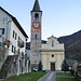 La chiesa parrocchiale di San Remigio a Loco. Documentata già nel 1228 è la chiesa madre della Val Onsernone. Fu completamente ristrutturata nel 1506. Gli affreschi intorno all'orologio risalgono solo al 1934.