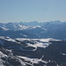 Blick nach Süden: Barre des Écrins (4.102m) und La Meije (3.983m) u.a. gut zu erkennen (hinterste Bergreihe links)