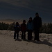 Familienfoto zum Jahresanfang 2015 im Mondschein.
Für die 10 Sekunden Belichtungszeit bitte schön stillstehen...
Hinten der Alpstein mit Hundwiler Höhi und Säntis, links vor der Hundwiler Höhi das Nebelmeer.
