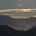 [http://f.hikr.org/files/1649260.jpg Blick in die Tuxer Alpen]