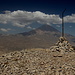 Bazm Chal - Ausblick von der westlichen Gipfelkuppe zum Damavand. 
