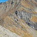 Blick zum Westgrat des Waldhorns, der Aufstieg dorthin verläuft erst auf dem Kamm, dann in der rechten Flanke 