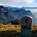 Cippo di confine posto sulla spalla Sud Est del Monte Boglia a quota 1460 metri d'altezza.