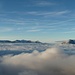Nochmal ein Blick übers Nebelmeer, bevor es rein in die Suppe geht...