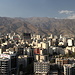 Teheran - Blick über einige Quartiere im Norden der Stadt, die bis an die Ausläufer des Elburs-Gebirges heranreicht.