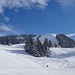 famoser Rückblick aufs Skigebiet und Gipfelbereich Hochstuckli
