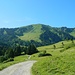 Der Bullerschkopf ist nun direkt vor des Wanderers Nase
