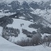 Blick retour auf den Aufstieg. Er starte im rechten Tal.