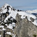 über einem der Messnerköpfe der Lungkofel und die Rieserferner
