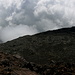 Pico - Blick vom Pico Piquinho in den Krater, hier etwa auf dessen südlichen/südöstlichen Bereich.