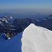 Gipfelgrätchen auf dem Engelberger Rotstock vor dem ergrünenden Mittelland