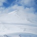 Elbrus Ost Gipfel von Wolken umhüllt