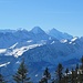 Eiger und Jungfrau - hinter dem Giswilerstock