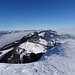 mit respektablem Abstand vor der mächtigen und gefährlichen Gipfelwechte: Überblick über die Fortsetzung der ersten Jurakette Richtung ENE ...