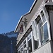 ... des Kurhauses;
mit beeindruckenden Eisformationen - und Blick zum Röti-Kreuz