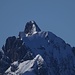 Tief verschneite Gumpenkarspitze für [u Nic] / La Gumpenkarspitze pienamente innevata 