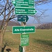 Wegweiser (Richtung Schlottwitz: Wegzeiger folgen und später am Querweg unmarkiert nach links abbiegen!)