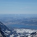 Im Hintergrund der Jura