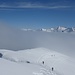 Gipfelstürmer in der Abfahrt zum Col de Seron. 