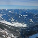 Blick über die Tiroler Achen zu den Paradebergen der Chiemgauer Alpen.