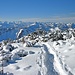 23.01.2011: Bis zur Zugspitze reicht der Blick; links das Karwendel.