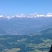 La visuale spazia a valle fino a Bressanone (Brixen) e le vette delle Alpi Austriache.