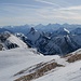 Der Wind bläst fleisig den Schnee vom Gantrisch-Gipfel