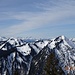Blick über Wallberg und Setzberg zur Zugspitze