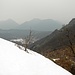 Ancora un po' di neve sui versanti settentrionali del Chiusarella.