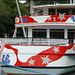 Kunst oder Kitsch? Ausflugsschiff an der Anlegestelle in Interlaken Ost