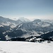 Die Rote Wand dominiert im Hintergrund