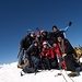 Unser Grüppchen auf dem Breithorn! Für sechs Leute der erste 4000er im Leben. Ausgenommen die Hochgebirtstrekkings in Südamerika ;-)