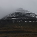 Ausflug nach Klaksvík:<br /><br />Nebel und Regenwolken zog langsam über den Gipfel Háfjall (783m) nachdem ich etwas in Klaksvík herumspaziert war.