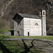die Kirche Madonna della Valle am Beginn des Tals
