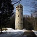 [http://de.wikipedia.org/wiki/Aussichtsturm_Taubenberg_%28Warngau%29 Aussichtsturm] auf dem Taubenberg